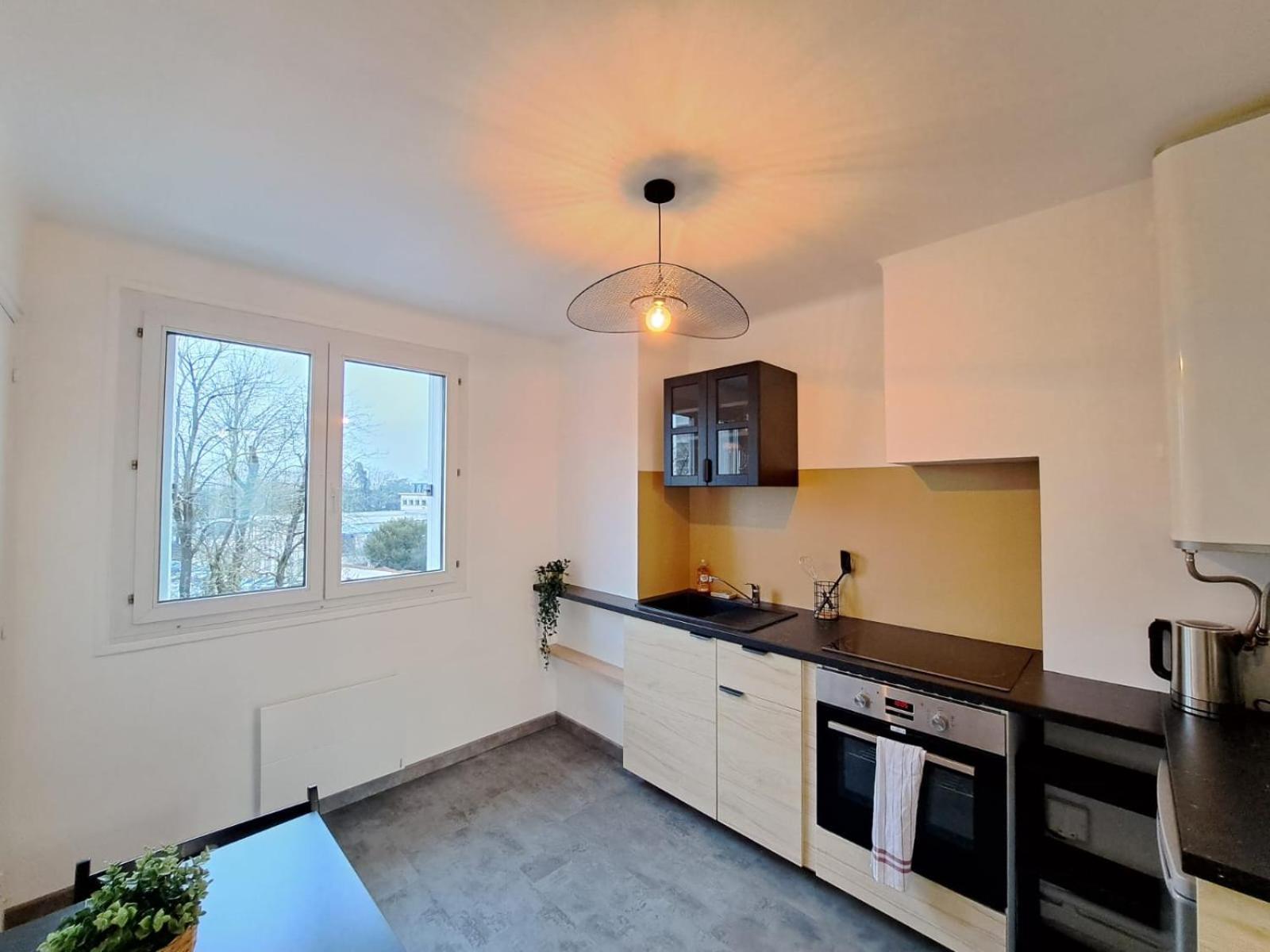 Appartement Cosy Au Coeur De Reims Eksteriør billede
